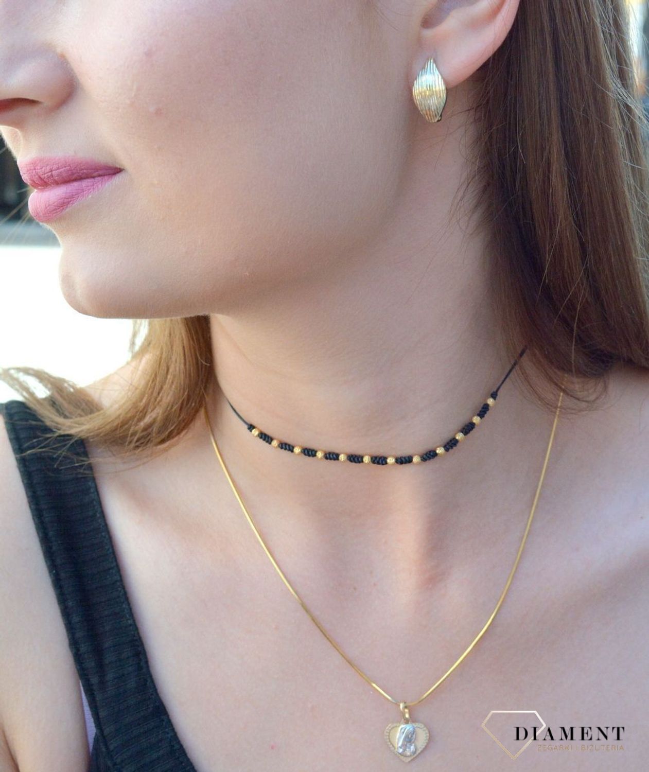 Kolczyki złote 333 grawerowane z zapięciem angielskim KL 7357 333. Kolczyki złote grawerowane. Złote kolczyki damskie. Kolczyki próby 333. Kolczyki złote klasyczne. Kolczyki idealne na prezent. Kolczyki dla ukochanej..jpg